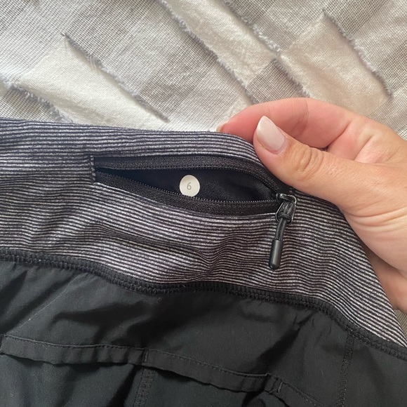 Size 6 lululemon shorts - Picture 4 of 4